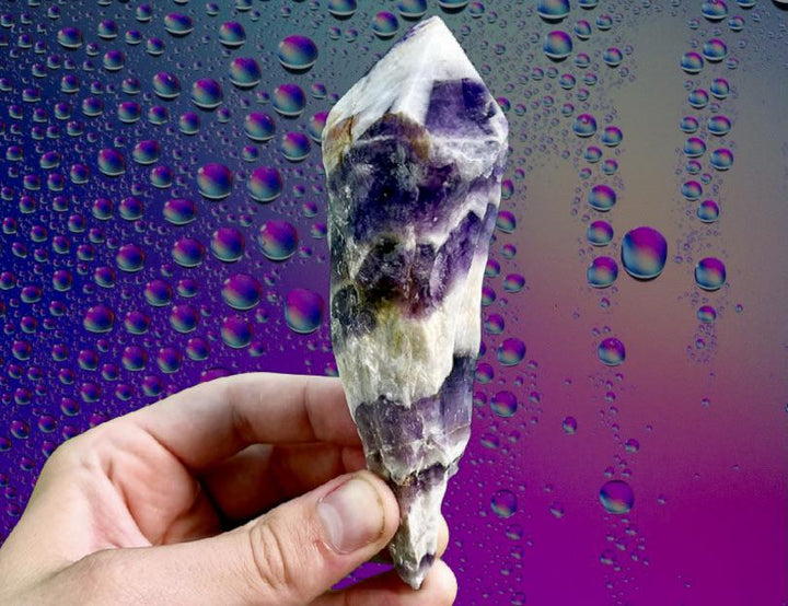 "UNICORN HORN" High Quality Chevron Amethyst Crystal Point