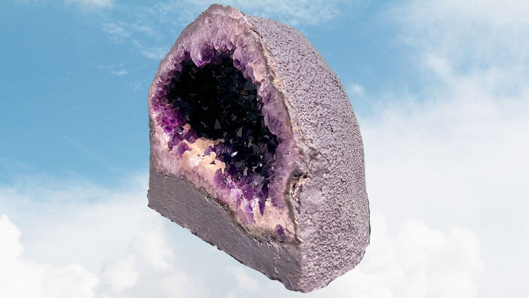 "FULL OF FENG SHUI" Huge Amethyst Geode 8.50 VERY High Quality AG-50